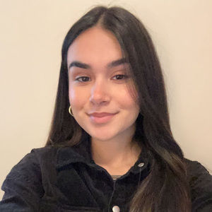 Meet your Posher, Kayla